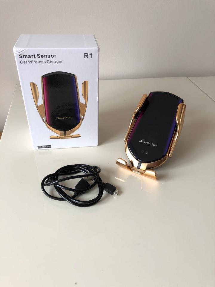 Infrared Phone Holder and Wireless Fast Charger